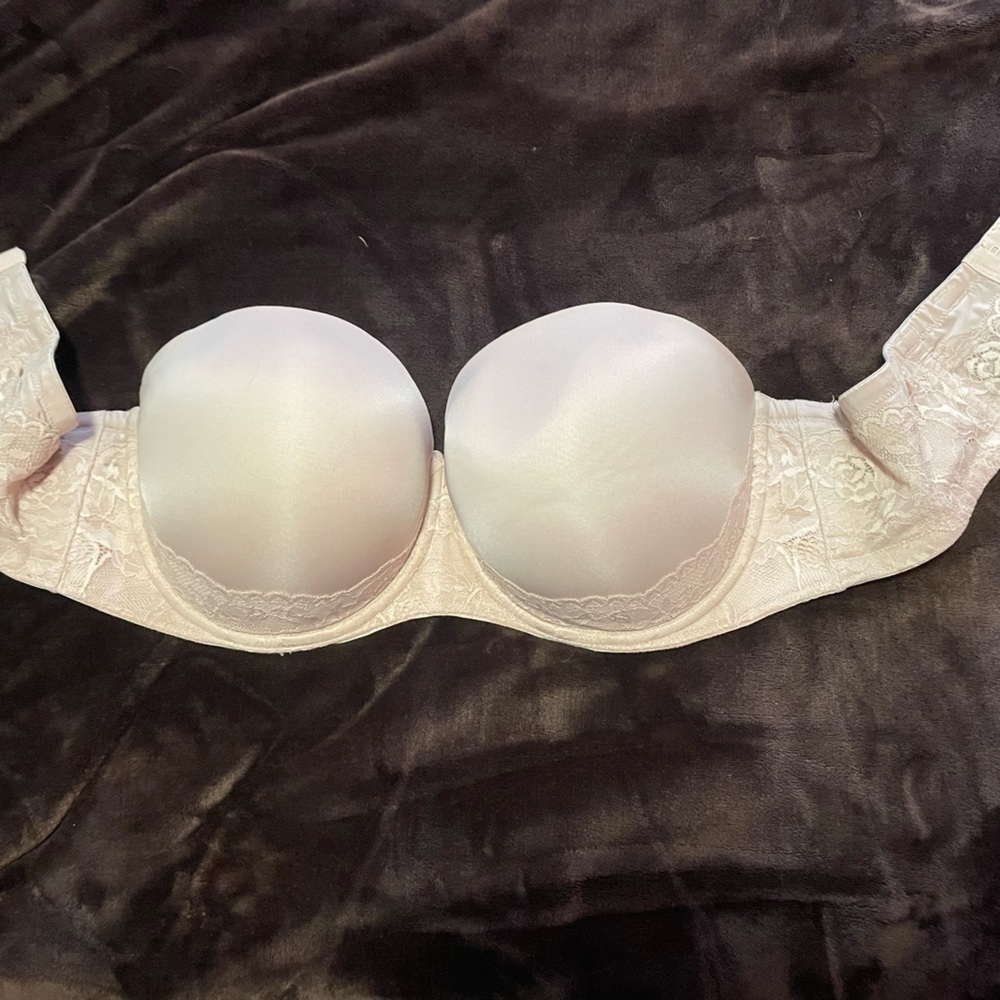 Strapless bra